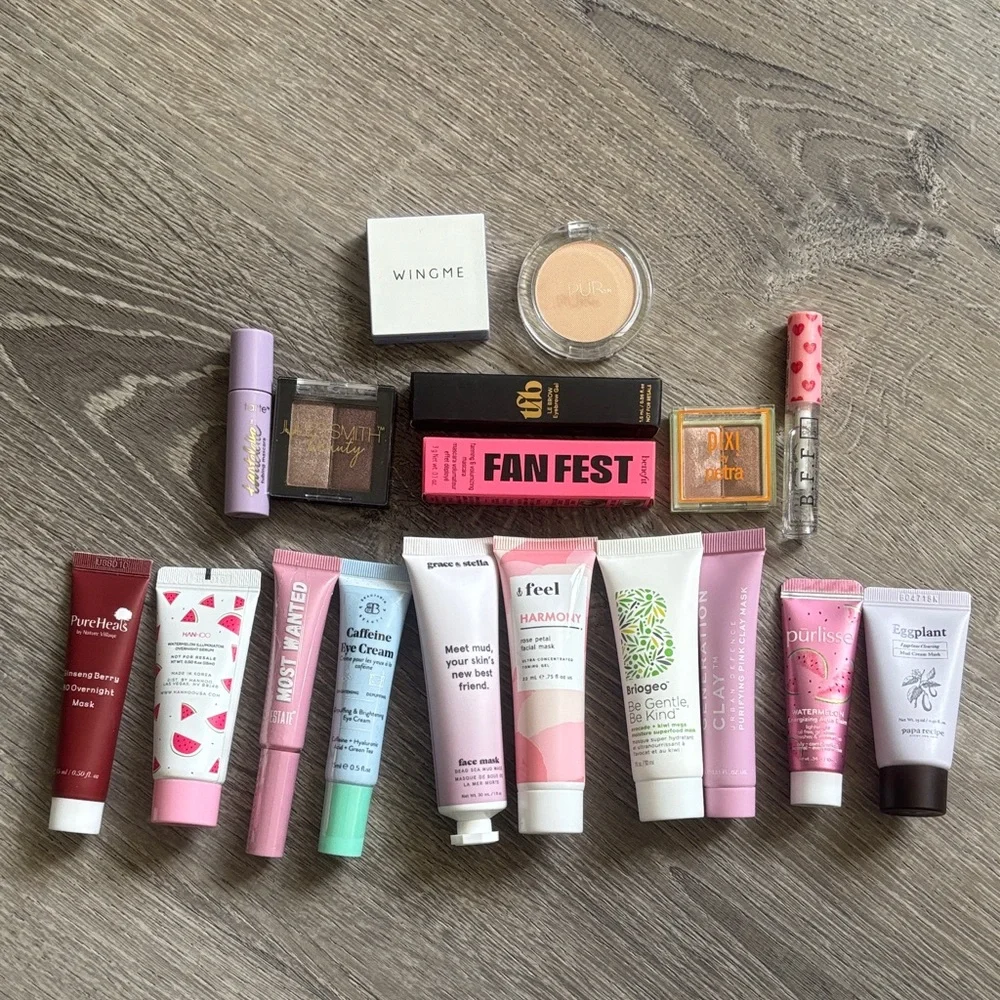 Makeup bundle